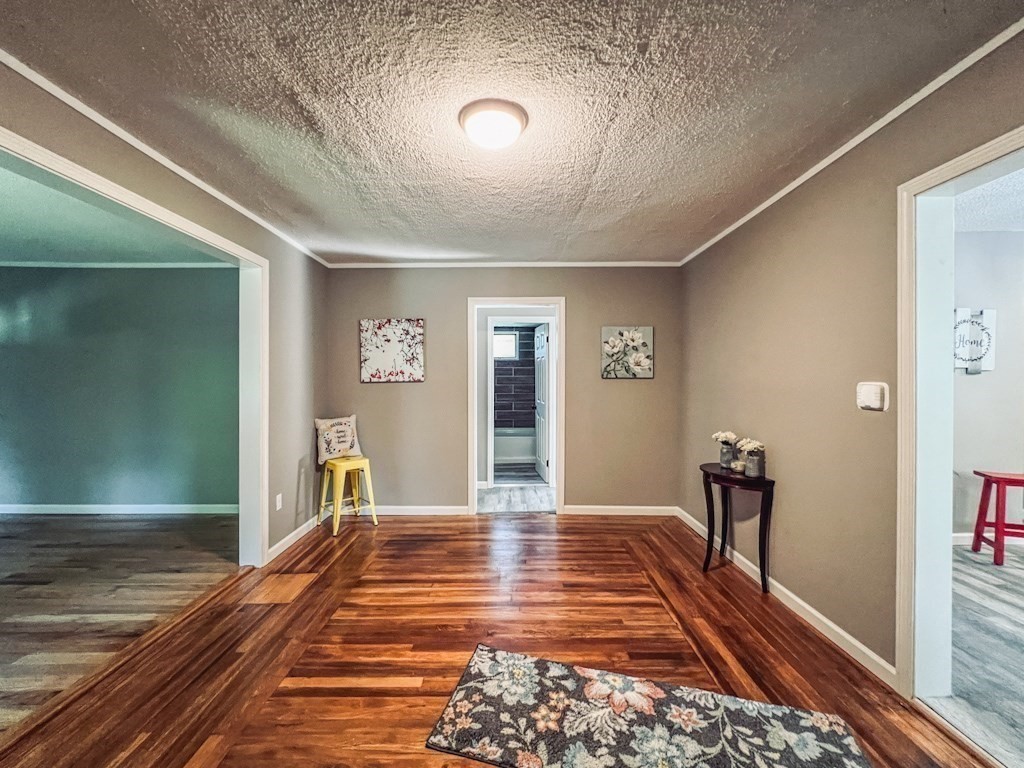 38 Larchmont Street Springfield, MA 01109 - Photo 9 of 29 Gallery Image 9