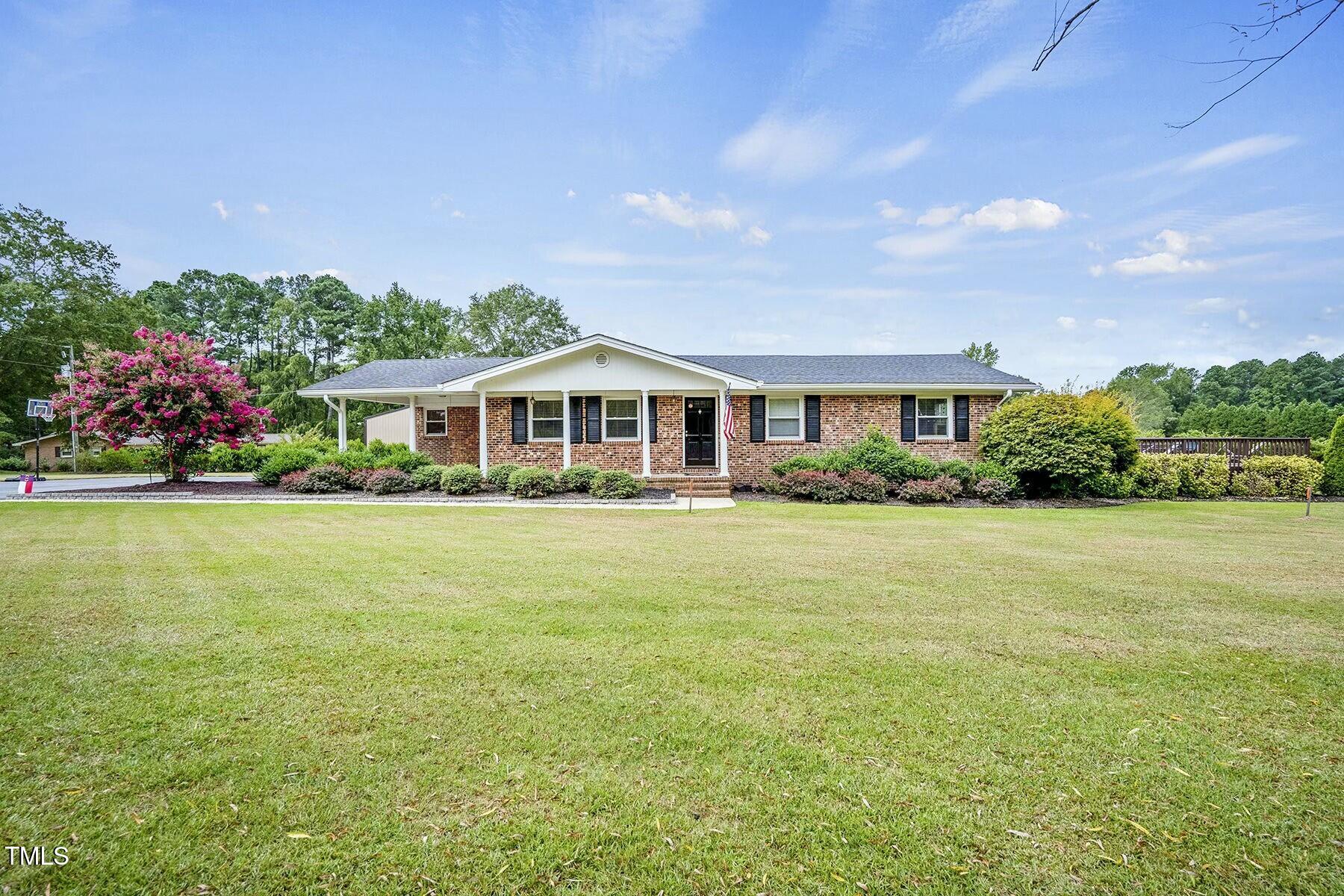 1687 Galilee Road Smithfield, NC 27577 - Photo 2 of 42 tempImageeOaPNf