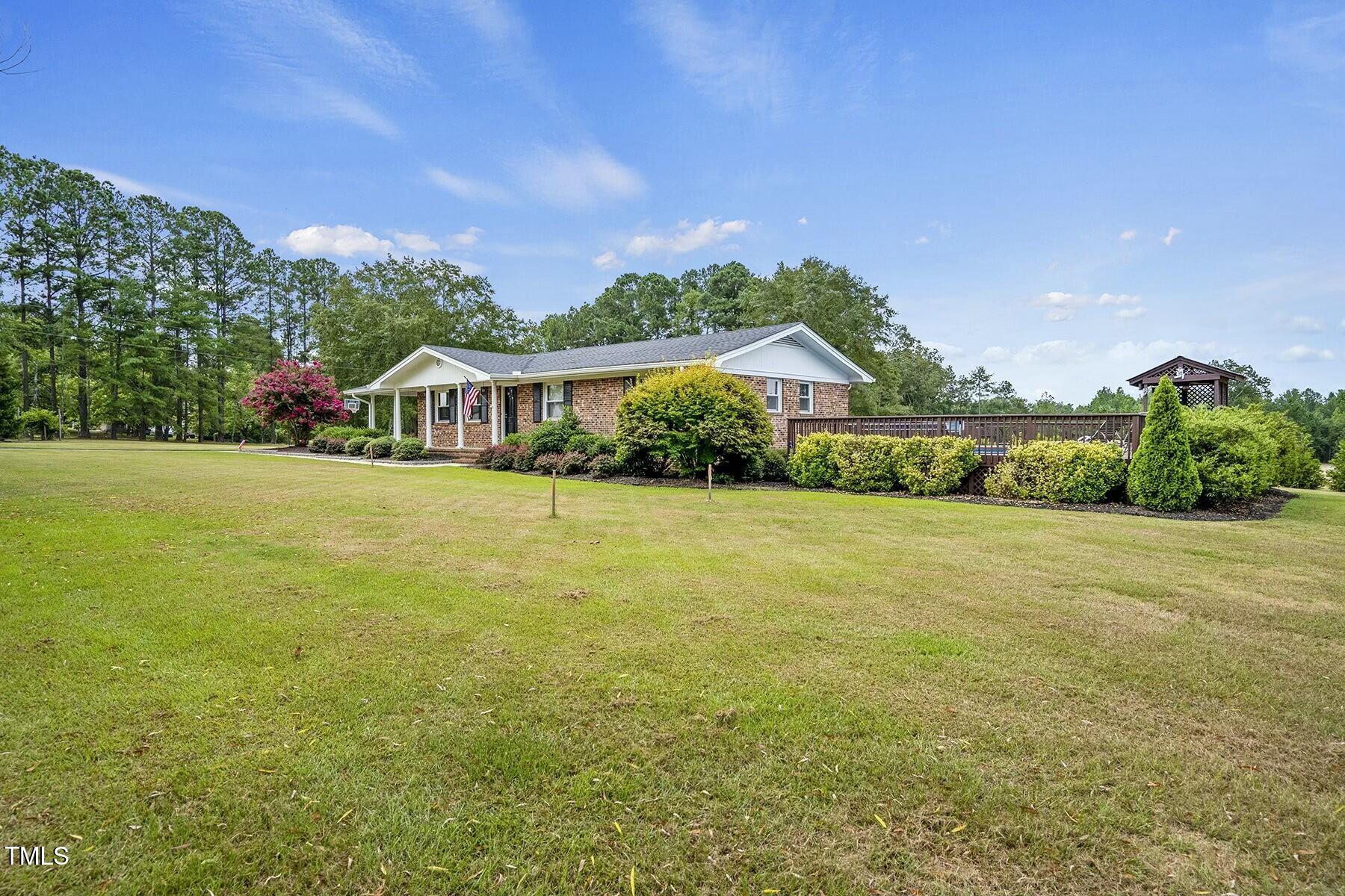 1687 Galilee Road Smithfield, NC 27577 - Photo 5 of 42 tempImagenBrxbB