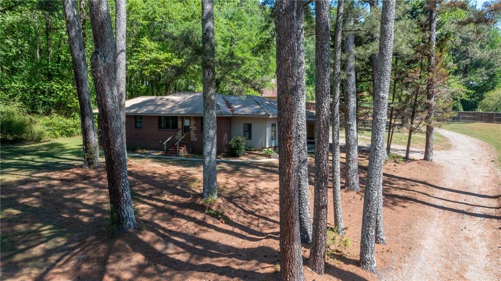 153 Dawson Forest Road East Dawsonville, GA 30534 - Photo 33 of 35