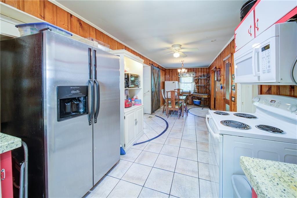 153 Dawson Forest Road East Dawsonville, GA 30534 - Photo 5 of 35