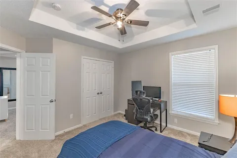 $329,950 | 34225 West 90th Circle, De Soto, KS 66018