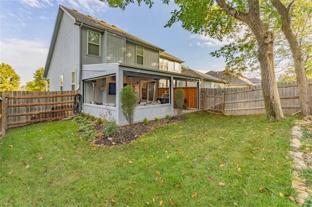 $329,950 | 34225 West 90th Circle, De Soto, KS 66018