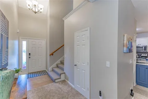 $329,950 | 34225 West 90th Circle, De Soto, KS 66018