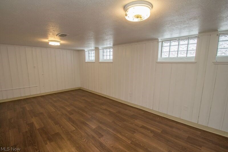3618 Northcliffe Road Cleveland, OH 44118 - Photo 20 of 25