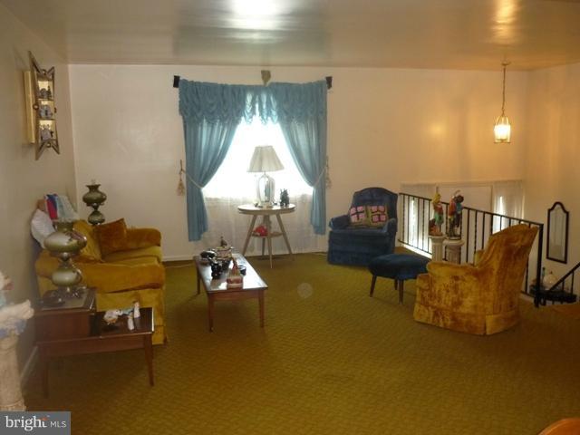 2134 Chantilla Road Catonsville, MD 21228 - Photo 22 of 30 Living Room