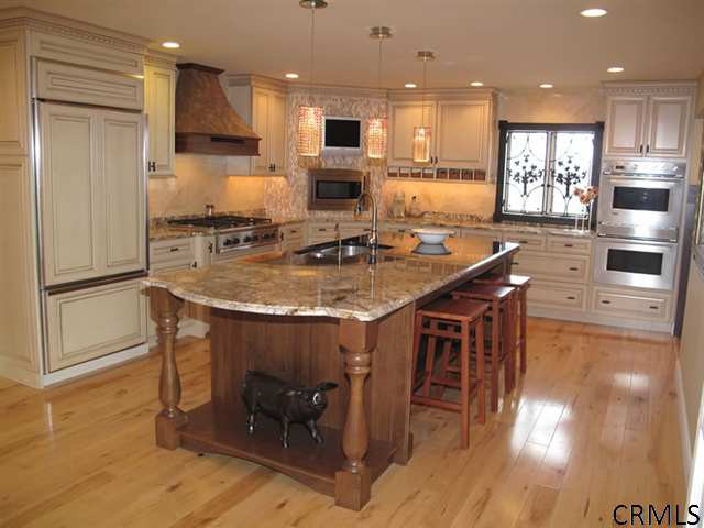 366 Purinton Road Gansevoort, NY 12831 - Photo 2 of 15 Photo 2