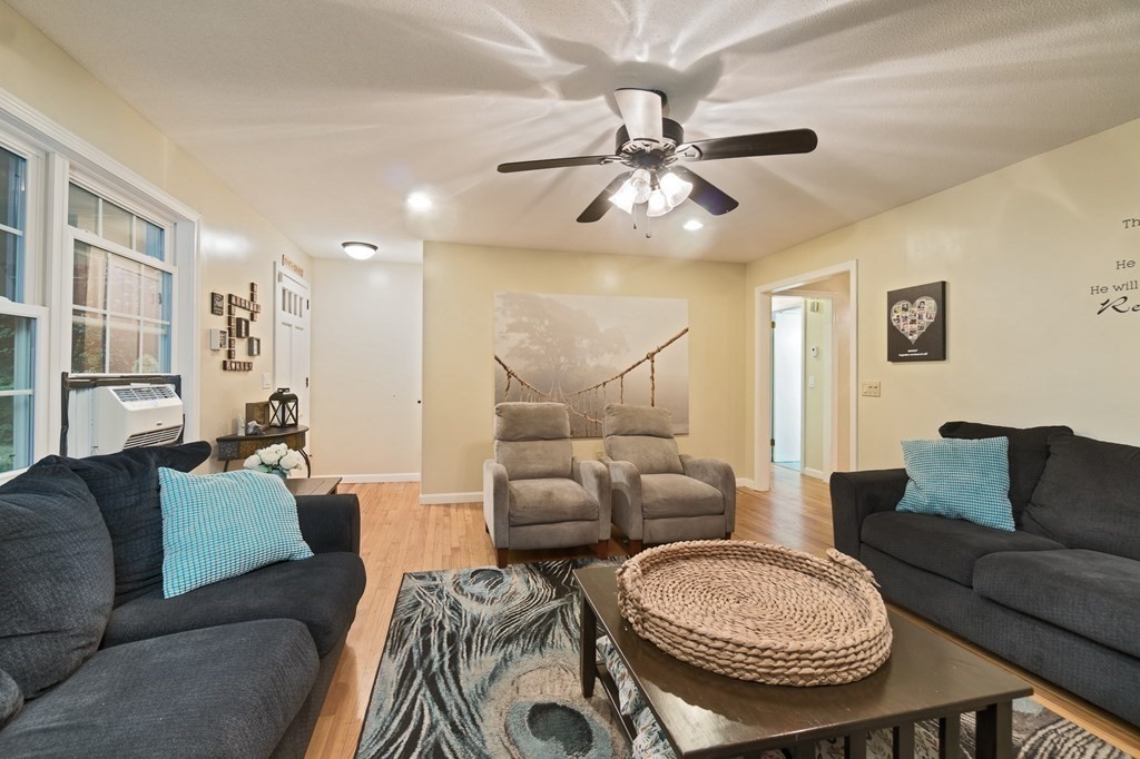 97 Pierce Road West Brookfield, MA 01585 - Photo 8 of 40 Gallery Image 8