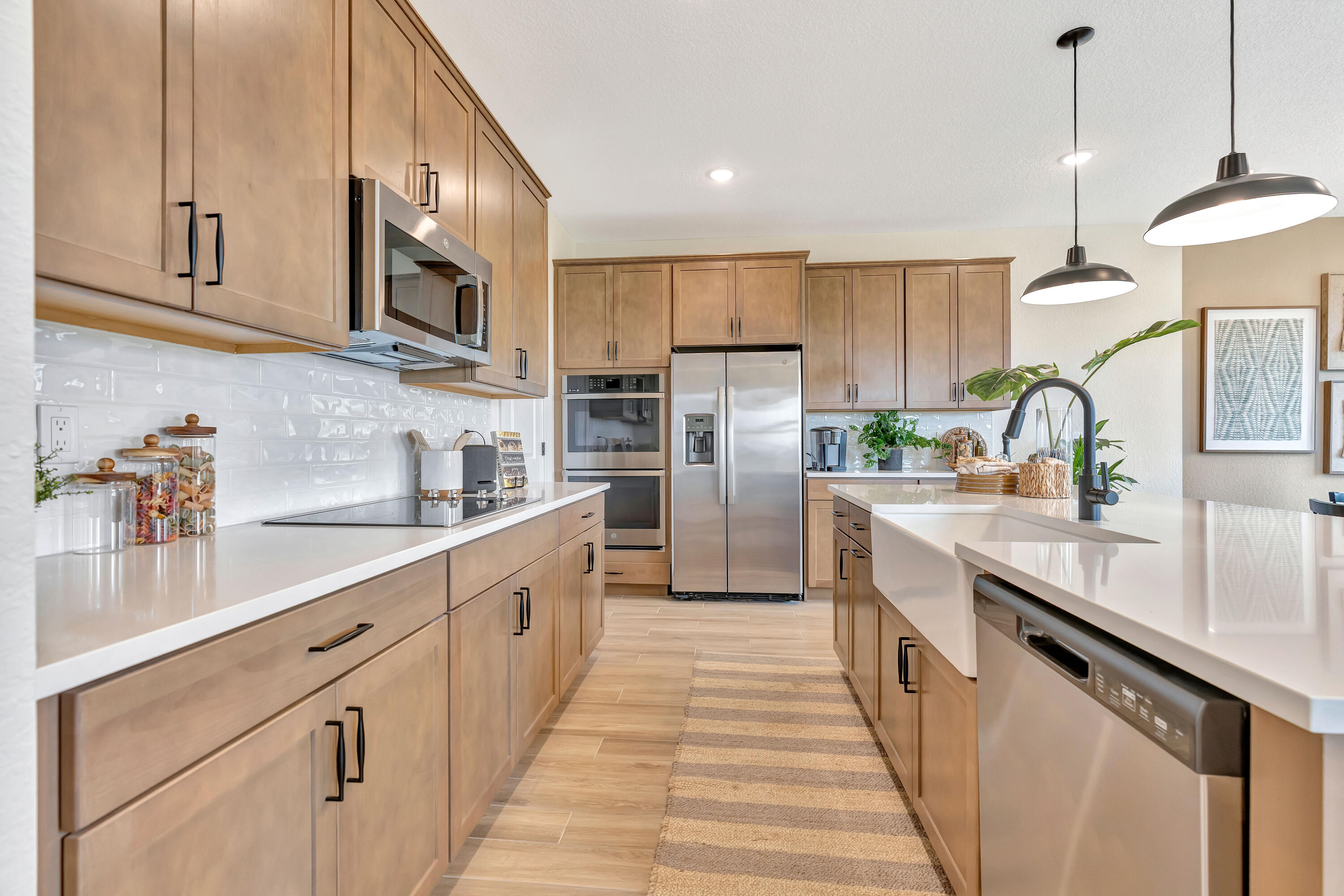 181 Southeast Birch Terrace Stuart, FL 34997 - Photo 5 of 29 Double Oven, upgraded Kitchen
