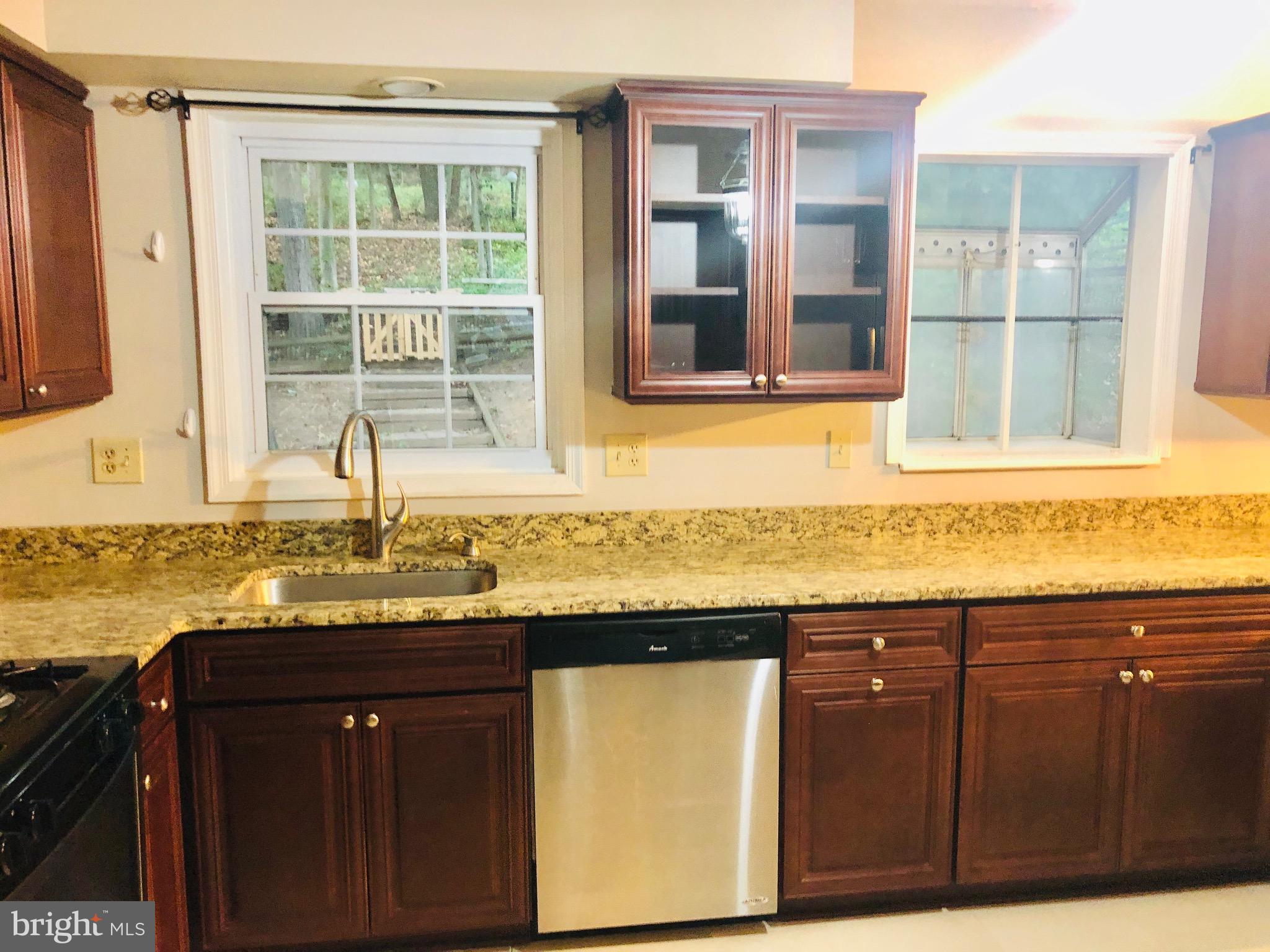 17989 Possum Point Road Dumfries, VA 22026 - Photo 19 of 33