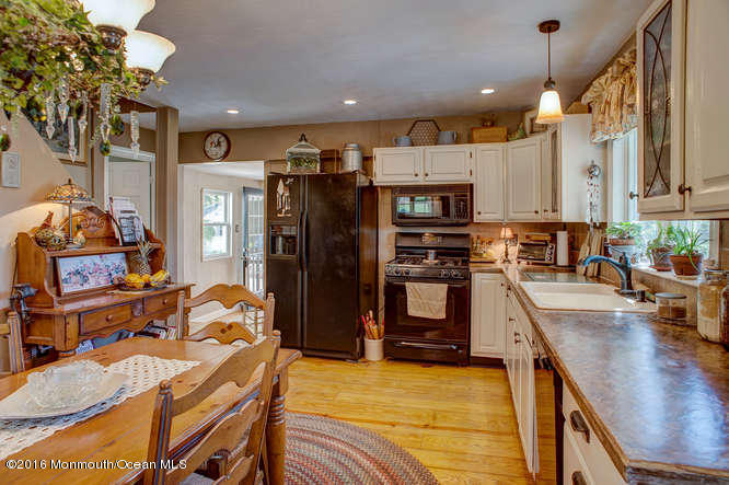 52 Polhemustown Road Allentown, NJ 08501 - Photo 20 of 30 52 Polhemustown Rd Allentown-small-011-2