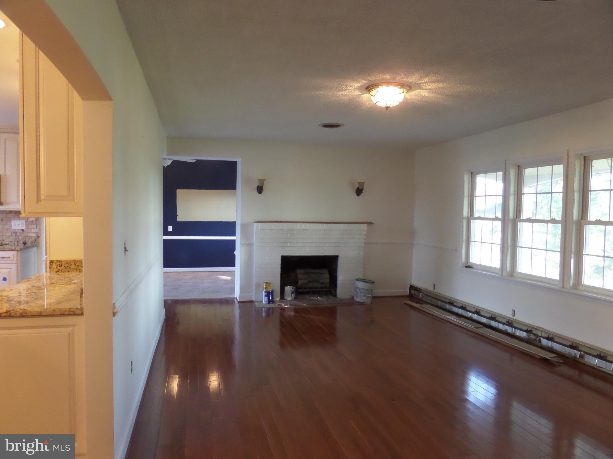 3542 Leetown Road Summit Point, WV 25446 - Photo 2 of 27 Living Room