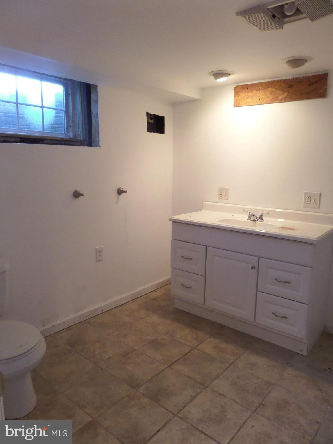 3542 Leetown Road Summit Point, WV 25446 - Photo 20 of 27 Basement Full Bath