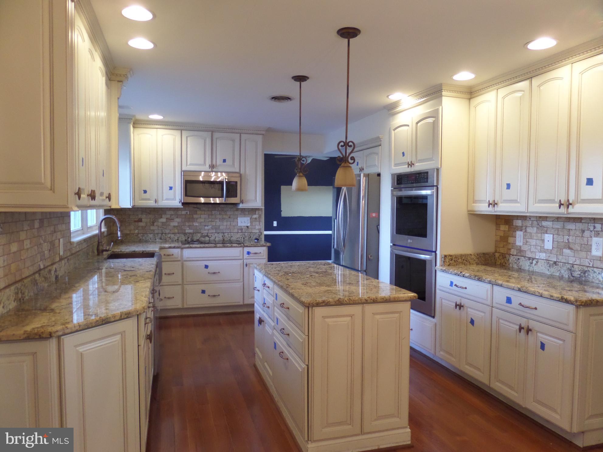 3542 Leetown Road Summit Point, WV 25446 - Photo 5 of 27 Kitchen
