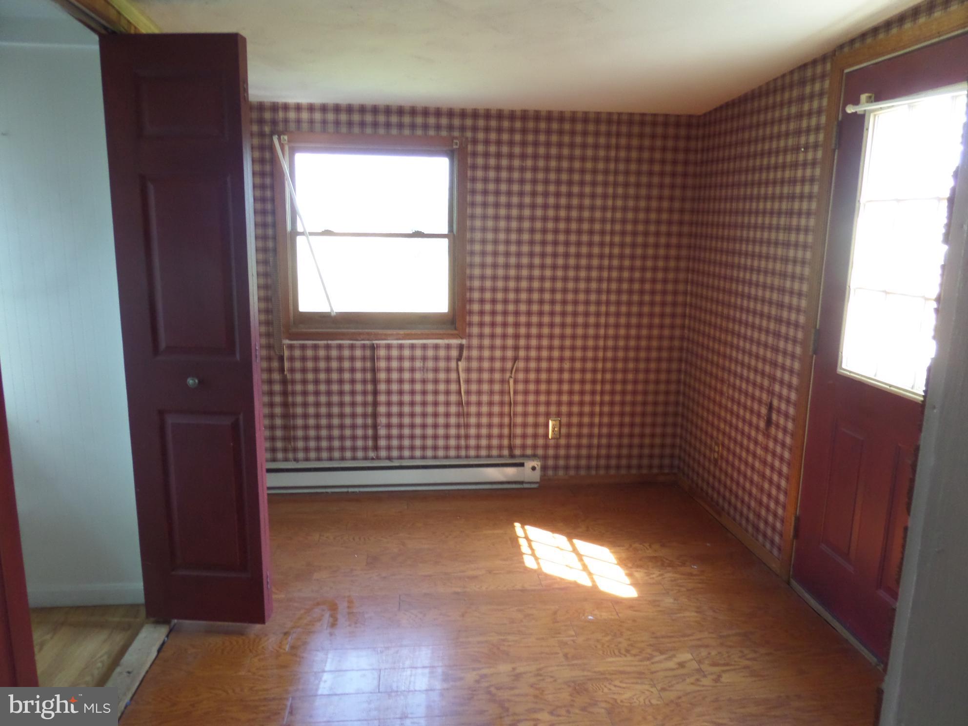 3542 Leetown Road Summit Point, WV 25446 - Photo 9 of 27 Office/Den