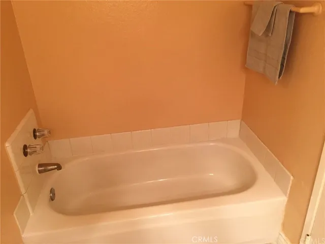 $3,000 | 2220 East Chapman Avenue, Unit 34, Fullerton, CA 92831