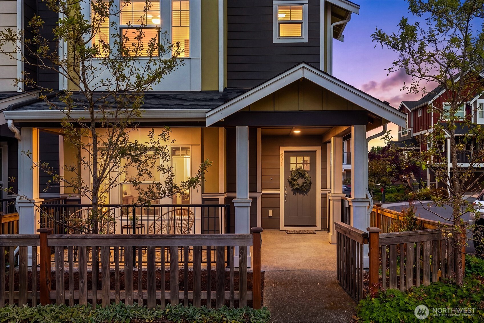 3280 Southwest Graham Street, Unit 601 Seattle, WA 98126 - Photo 2 of 40