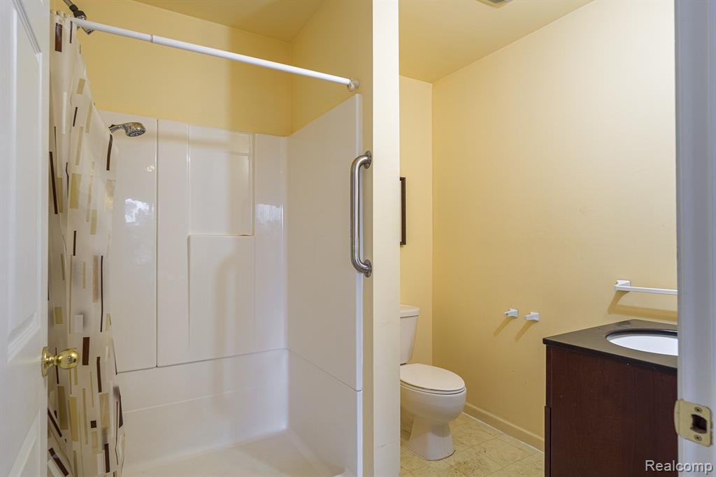 3427 Crooks Road Rochester Hills, MI 48309 - Photo 14 of 29