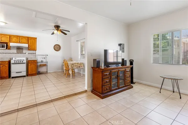 $998,888 | 8446 California Avenue, South Gate, CA 90280