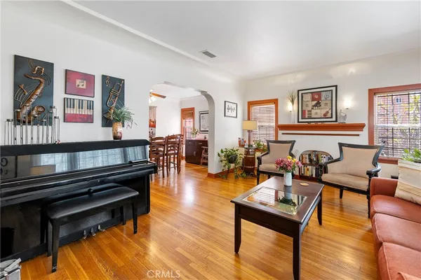 $998,888 | 8446 California Avenue, South Gate, CA 90280