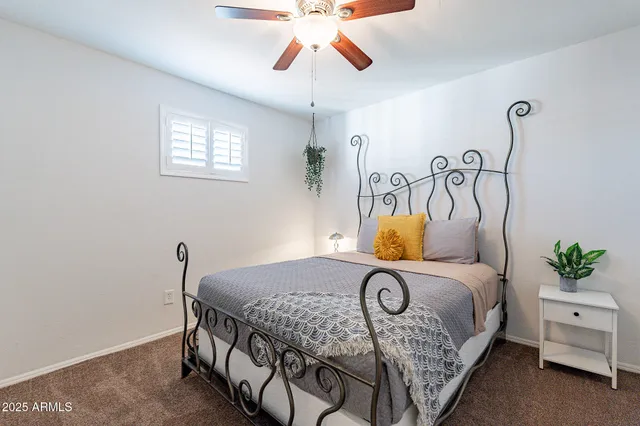 a view of a garage room