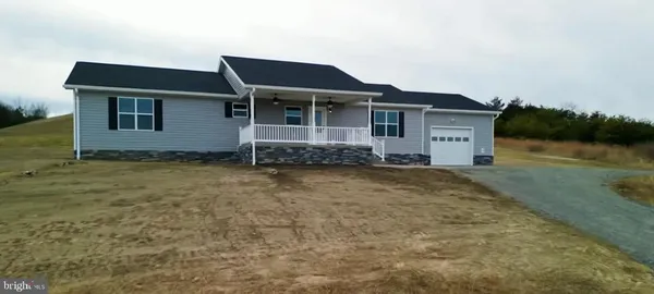$345,000 | 10 Earhart Court, Petersburg, WV 26847