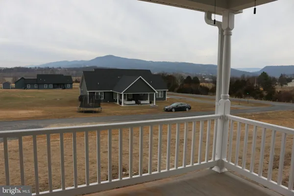 $345,000 | 10 Earhart Court, Petersburg, WV 26847