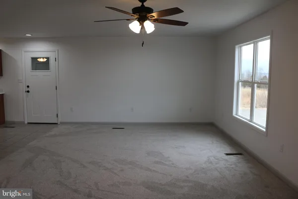 $345,000 | 10 Earhart Court, Petersburg, WV 26847