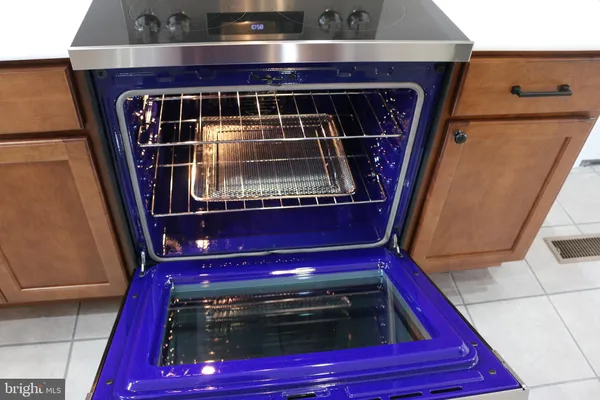 $345,000 | 10 Earhart Court, Petersburg, WV 26847