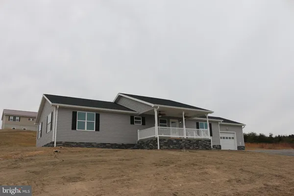 $345,000 | 10 Earhart Court, Petersburg, WV 26847