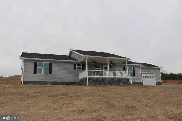 $345,000 | 10 Earhart Court, Petersburg, WV 26847