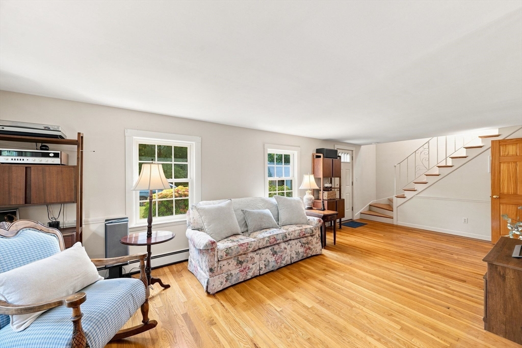 6 Cedarview Road Ipswich, MA 01938 - Photo 6 of 41 Gallery Image 6