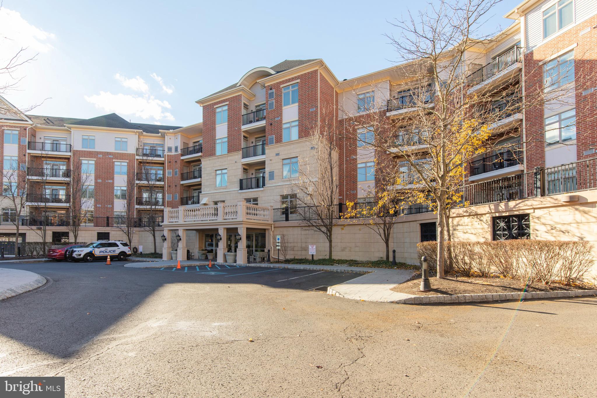 564 Carson Terrace, Huntingdon Valley, PA 19006 Compass