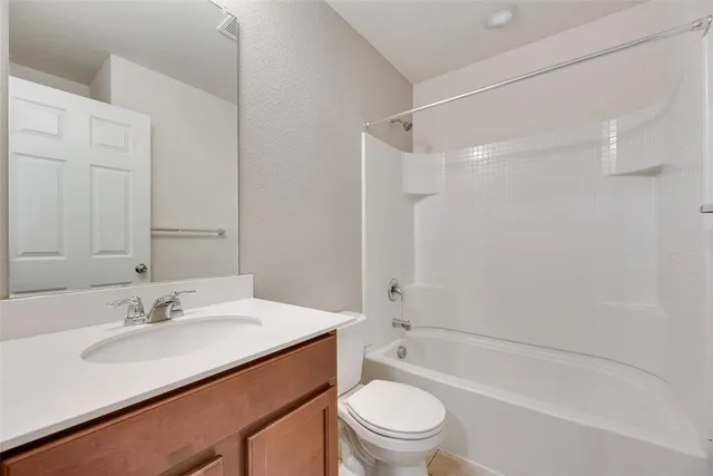 $1,995 | 1802 Aslynn Circle, Aubrey, TX 76227