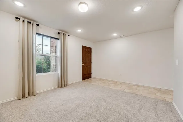 $1,995 | 1802 Aslynn Circle, Aubrey, TX 76227