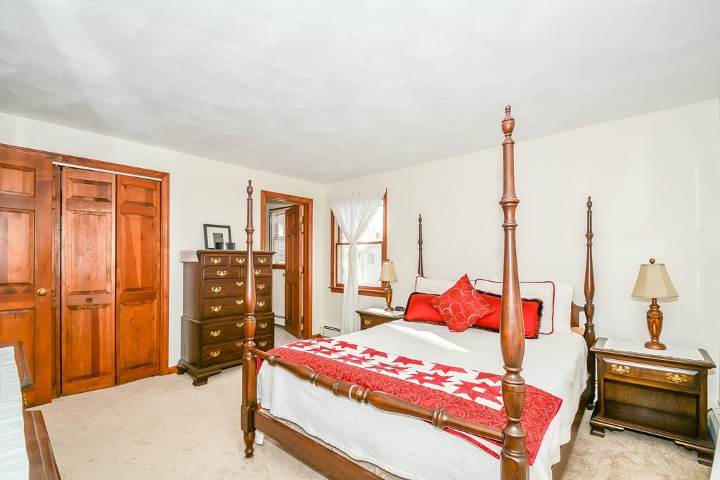48 Chestnut Road Reading, MA 01867 - Photo 14 of 29 Gallery Image 14