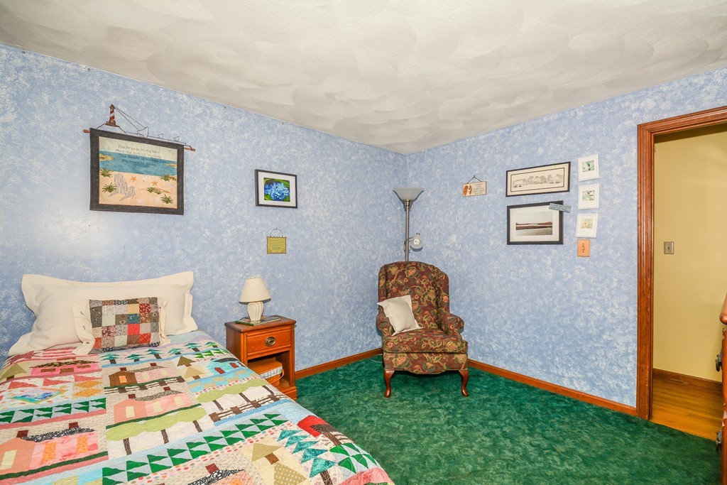 48 Chestnut Road Reading, MA 01867 - Photo 18 of 29 Gallery Image 18