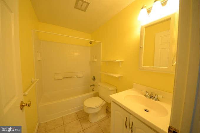 15308 Good Hope Road Silver Spring, MD 20905 - Photo 9 of 21 Bath