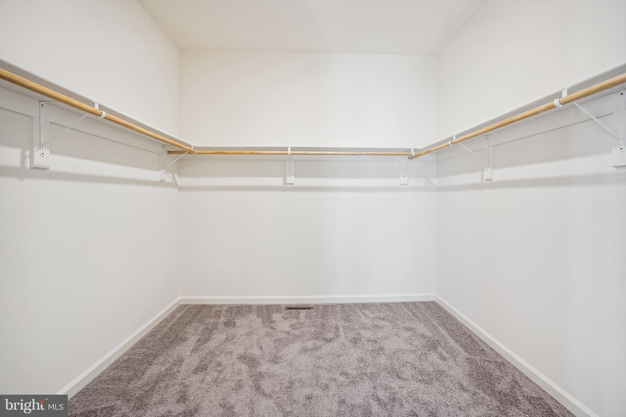 365 Castleton View Road Castleton, VA 22716 - Photo 5 of 13 Walk in Closet Primary B
