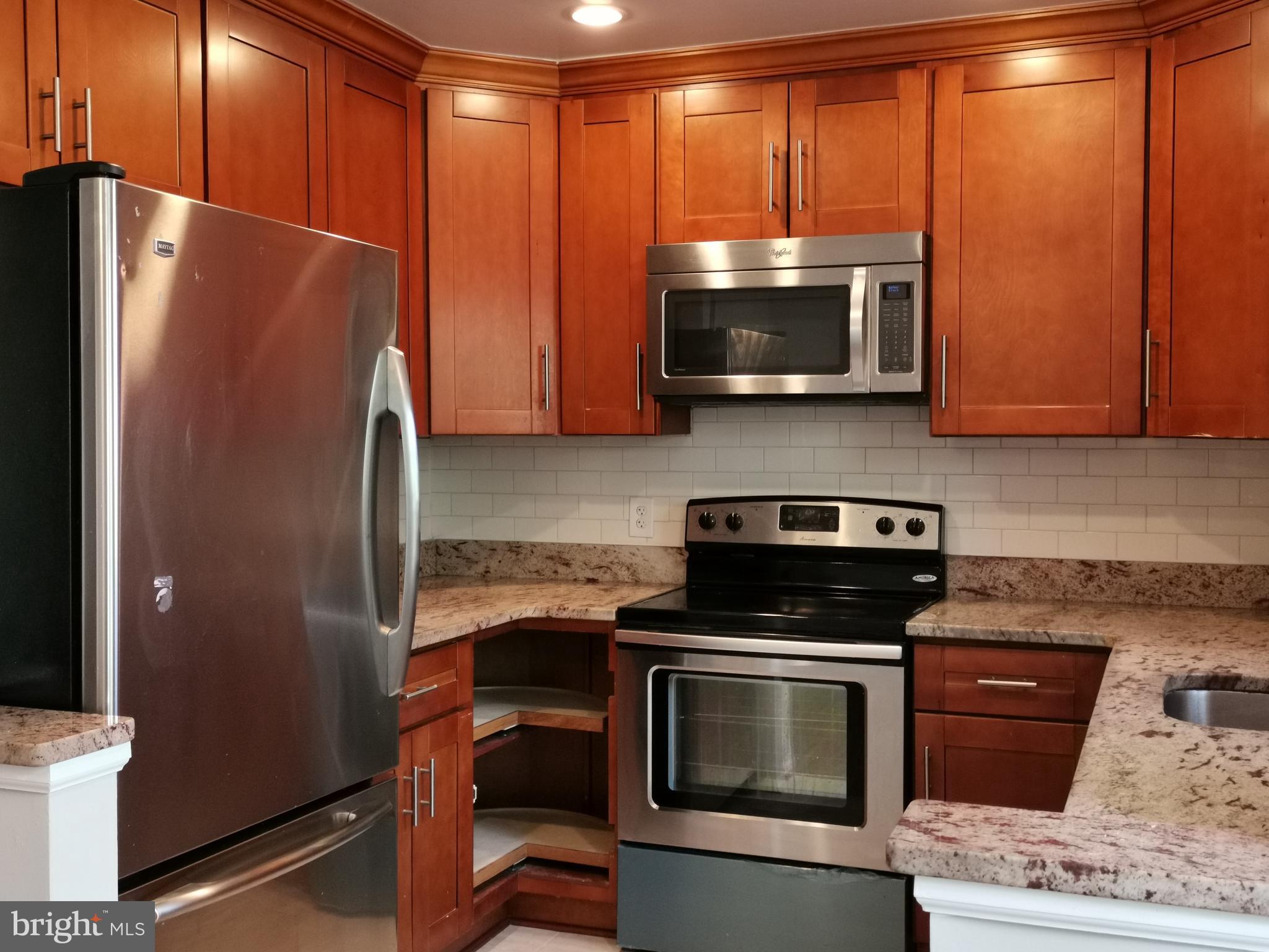 2322 Hunters Square Court Reston, VA 20191 - Photo 11 of 29