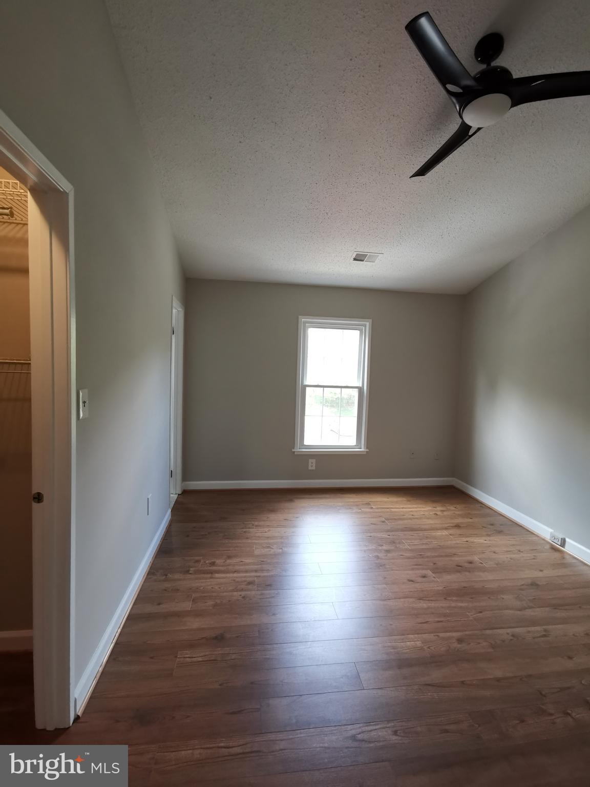 2322 Hunters Square Court Reston, VA 20191 - Photo 12 of 29