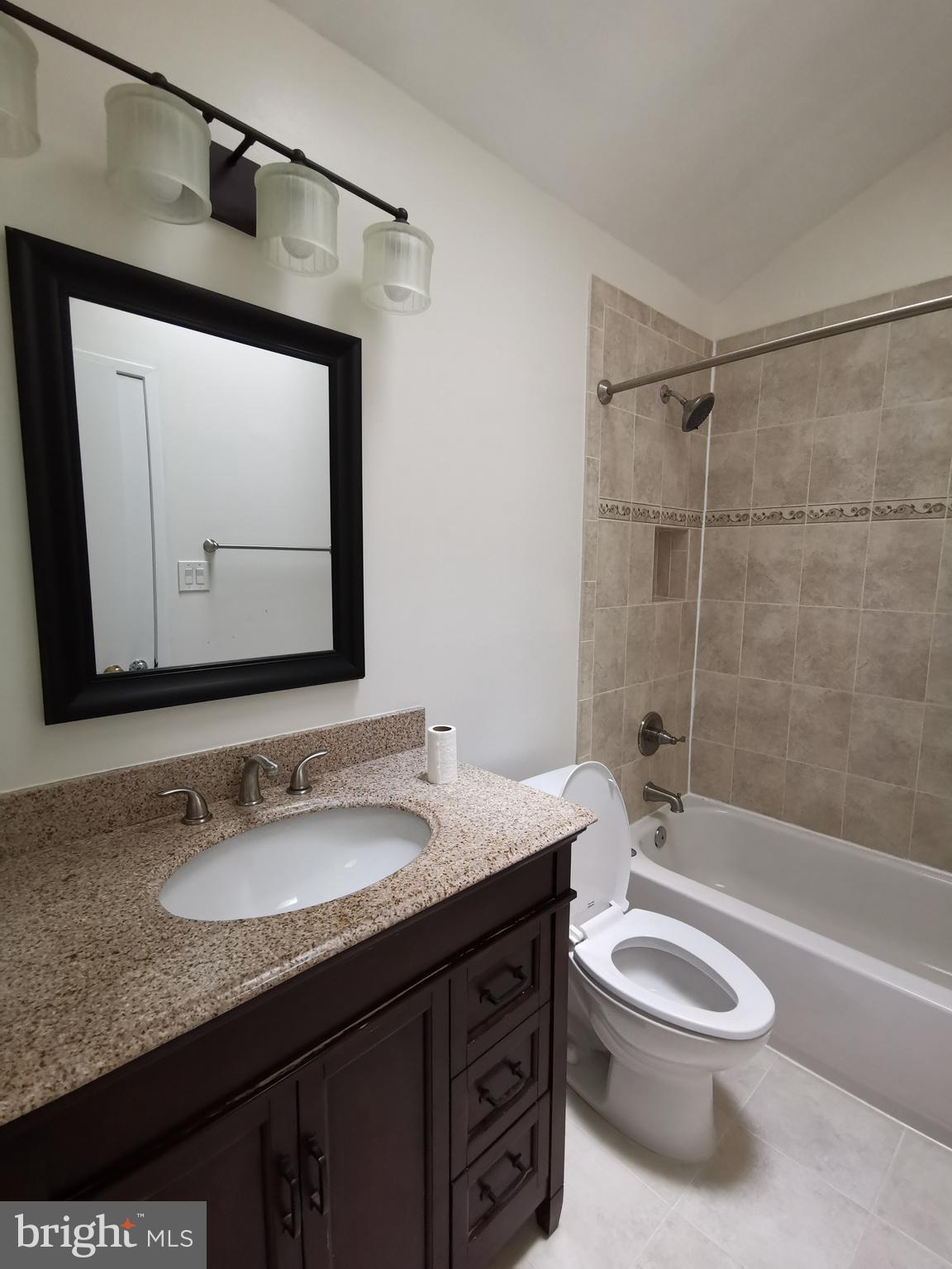 2322 Hunters Square Court Reston, VA 20191 - Photo 20 of 29