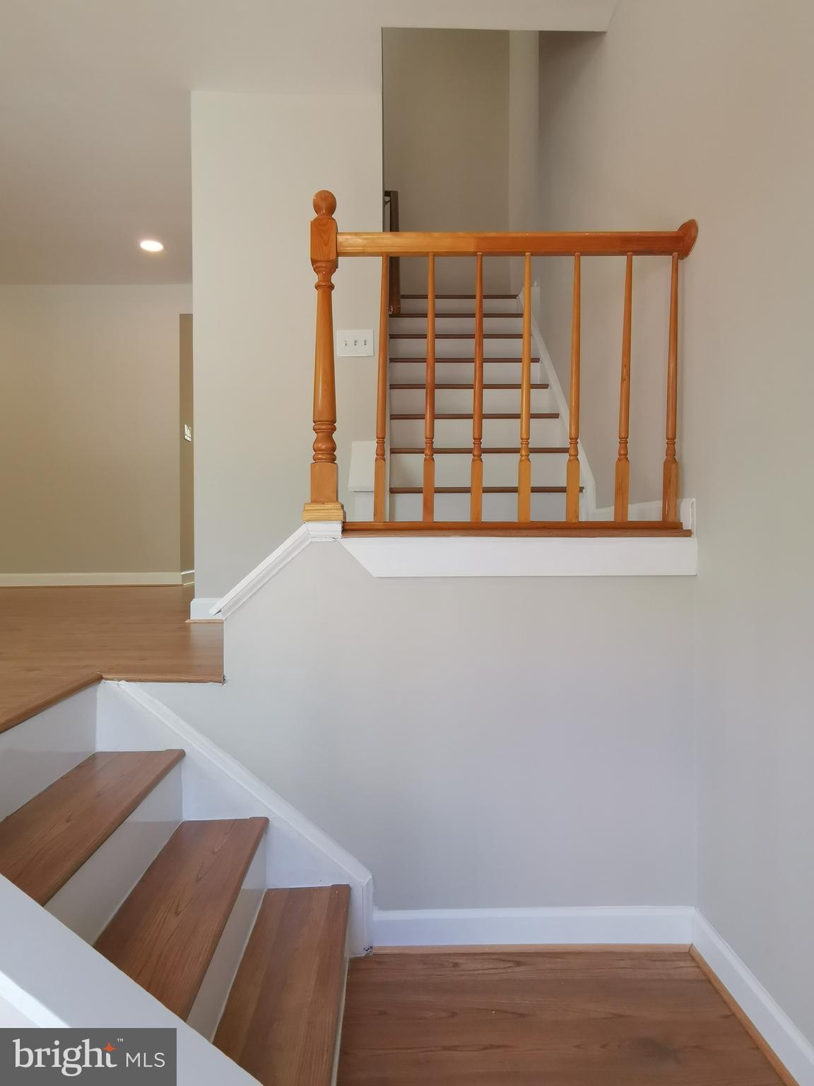 2322 Hunters Square Court Reston, VA 20191 - Photo 4 of 29