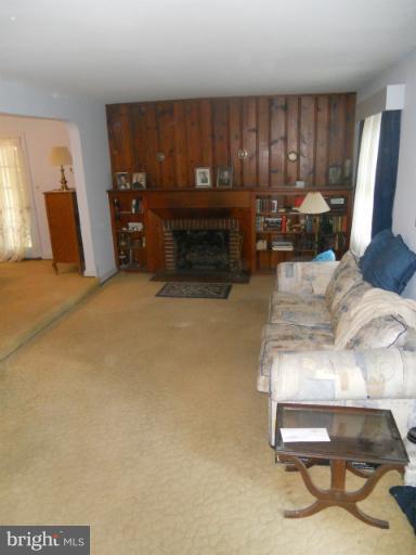 5517 Charlcote Road Bethesda, MD 20817 - Photo 14 of 15 Family Room