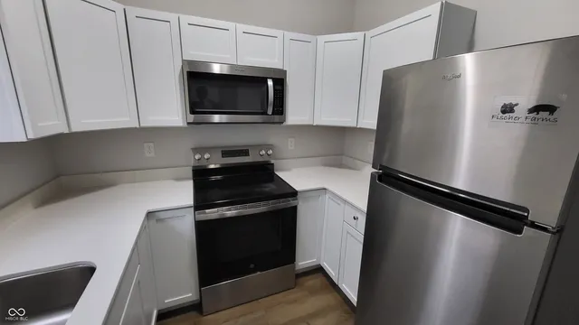 $1,350 | 515 North Oxford Street, Unit B, Indianapolis, IN 46201