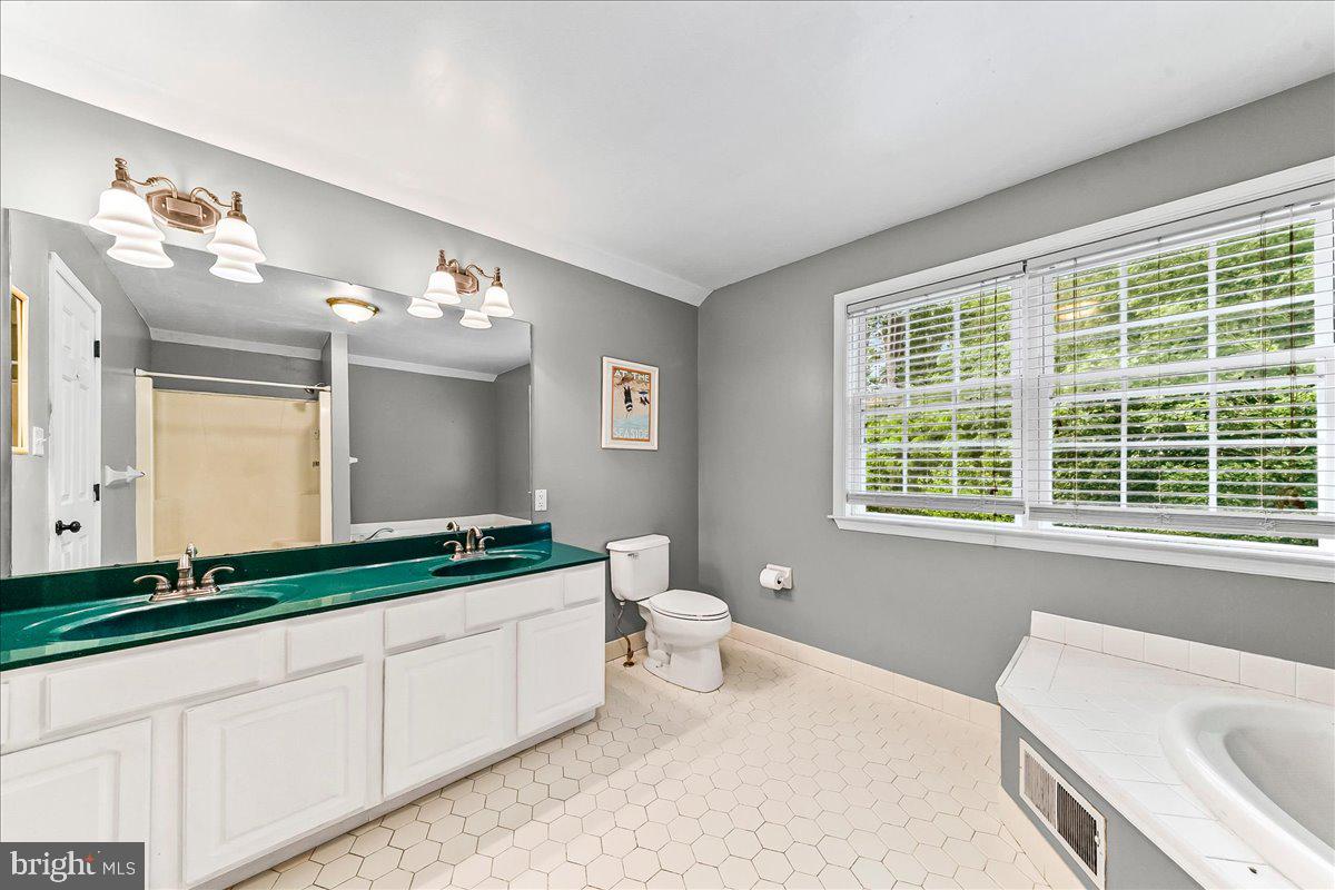 482 West Street Road Kennett Square, PA 19348 - Photo 29 of 54