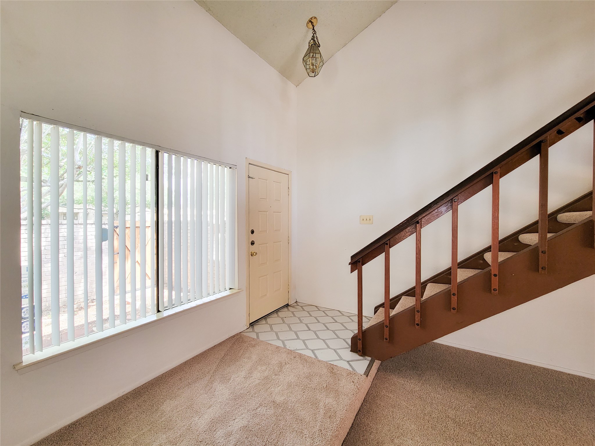 3020 Windchase Boulevard Houston, TX 77082 - Photo 5 of 39