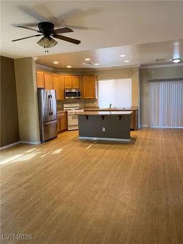 $2,145 | 6204 Lavender Cloud Place, Las Vegas, NV 89122