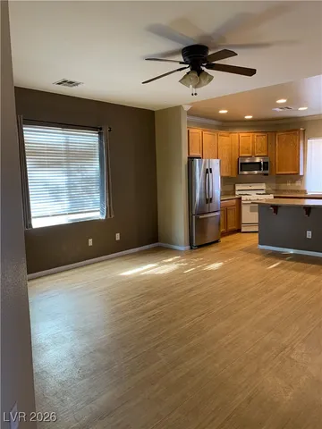 $2,145 | 6204 Lavender Cloud Place, Las Vegas, NV 89122