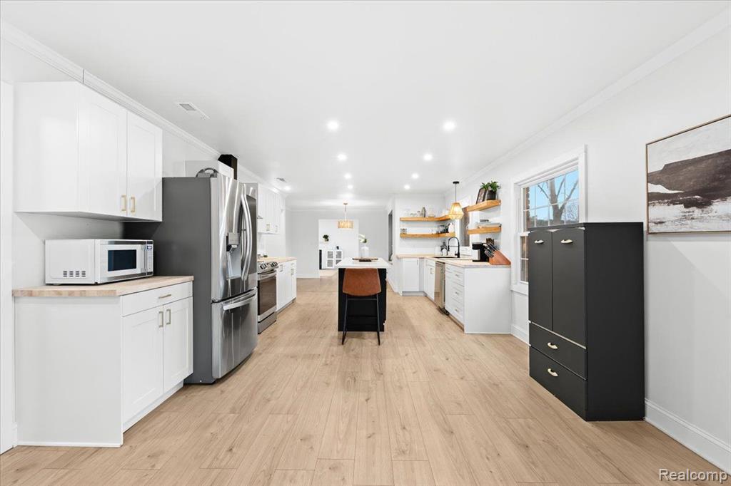 4675 Quarton Road Bloomfield Hills, MI 48301 - Photo 13 of 34 Gallery Image 13
